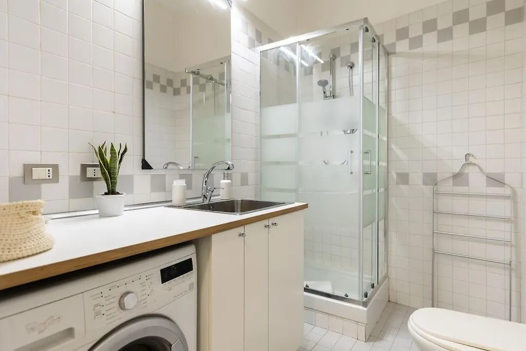 Apartment Suite In Via Del Pratello Bologna