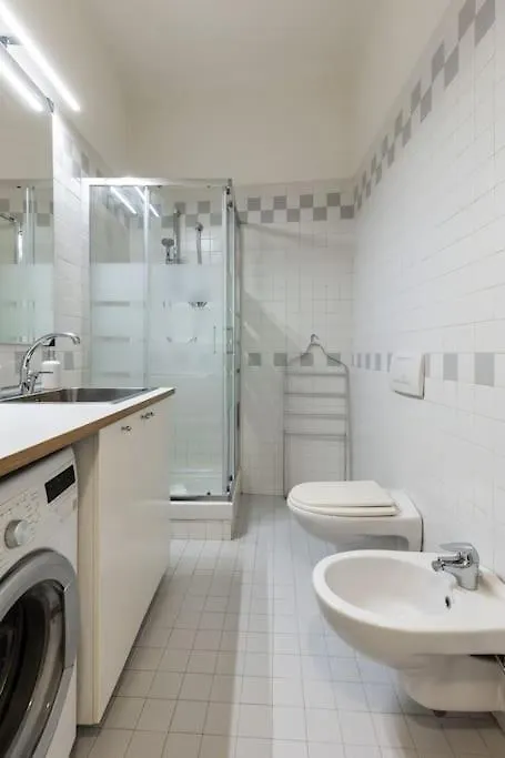 Apartment Suite In Via Del Pratello Bologna Italy
